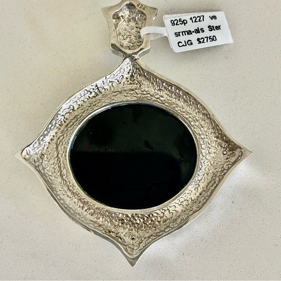 Unisex One of a kind Venetian Glass Intaglio Pendant - Picture 9 of 11